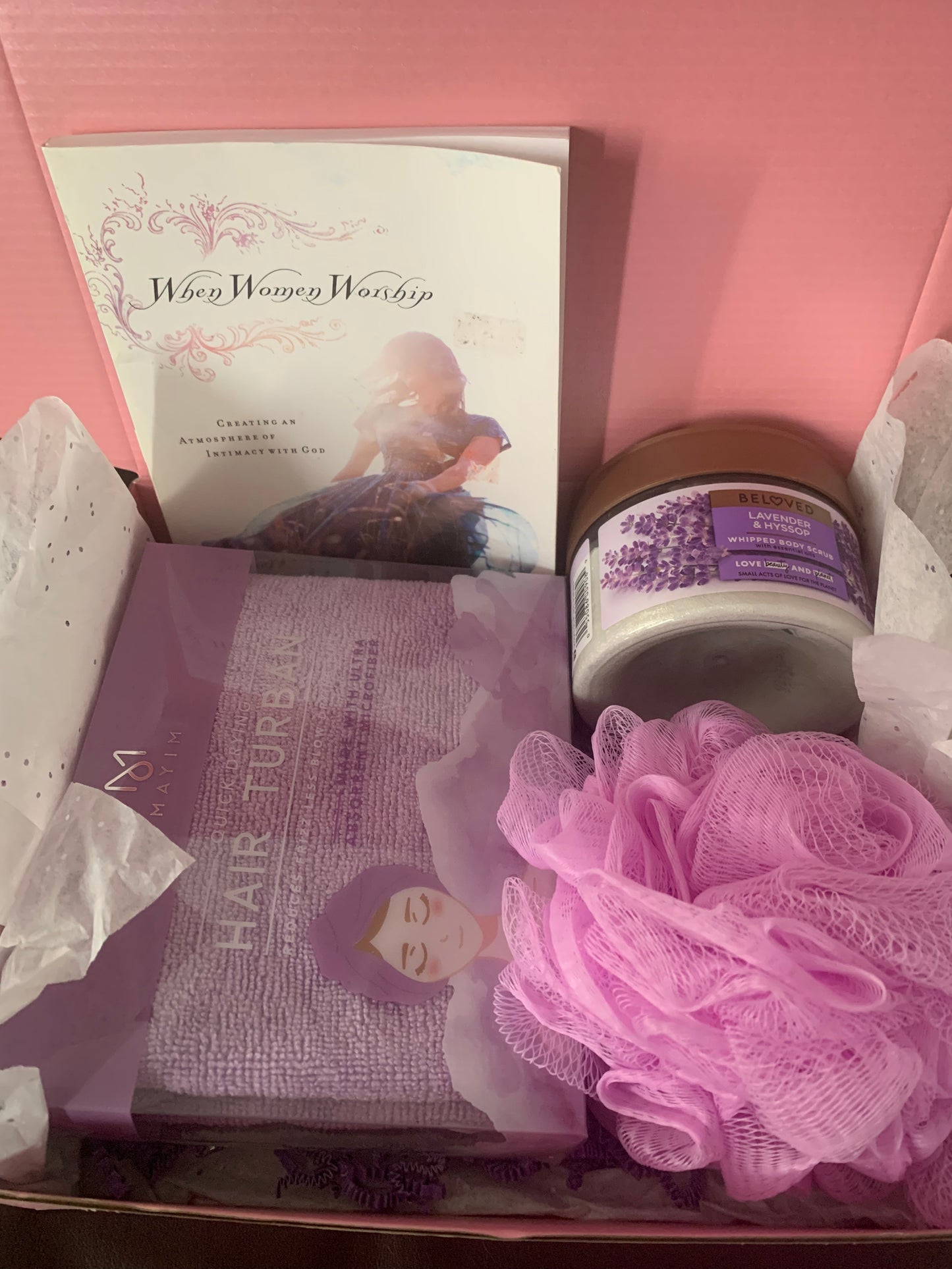 Queen Elizabeth Collections-Gift Box